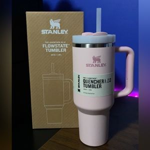 Stanley Quencher 40 oz Tumbler Pink